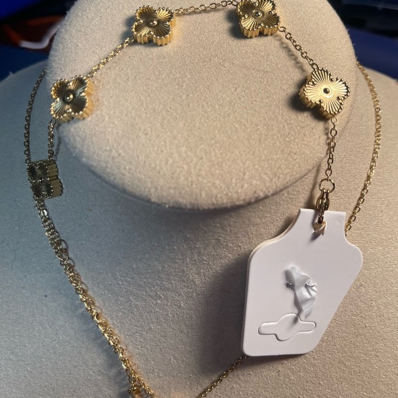 Generation Gems Jewelry - Good plated Clover Bracelet and necklace Designer Luxury Style gold Plated set